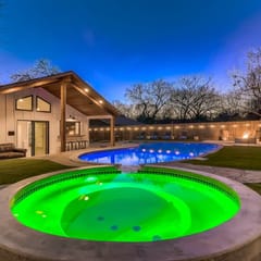 Family Relaxation: Private Pool & Spa with Games