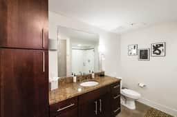 Charming Retreat in the Center of Downtown Austin