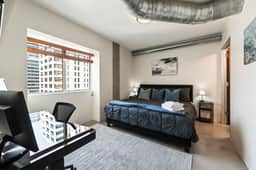 Charming Retreat in the Center of Downtown Austin