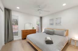 New Downtown Atx! 30 day plus!